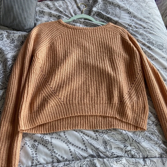 Blush pink knit sweater - Picture 2 of 2